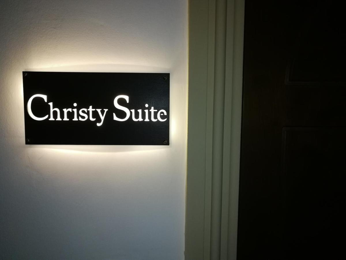 Christy Suite Elegante Appartamento Nel Centro Storico Di Анціо Екстер'єр фото