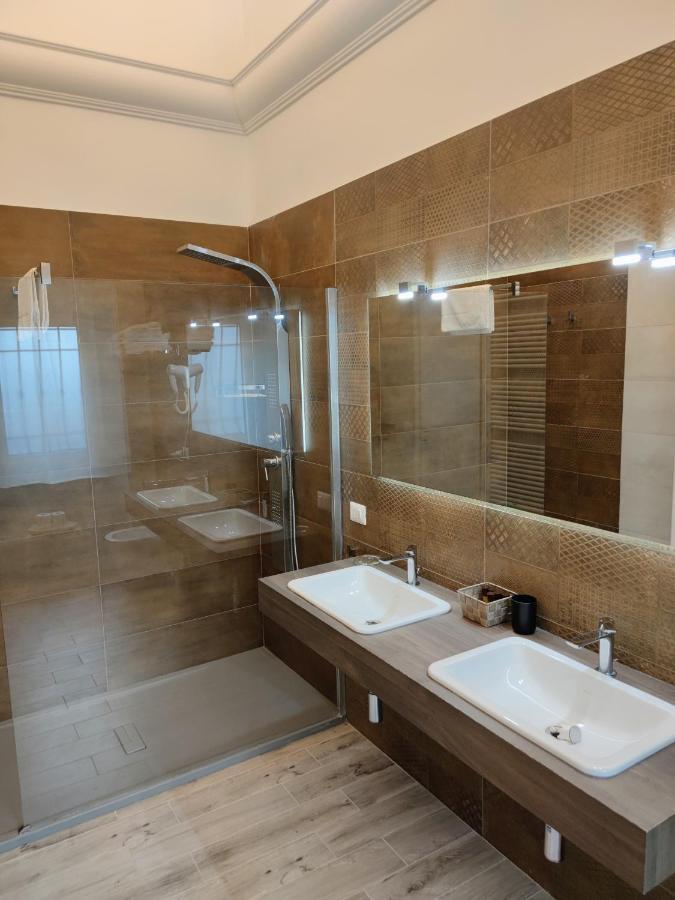 Christy Suite Elegante Appartamento Nel Centro Storico Di Анціо Екстер'єр фото